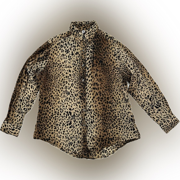 Moschino Tops - Vintage Moschino Mare Leopard Print Casual Button-Down Shirt US 32/S IT 40